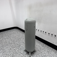Vertical Air Receiver Tank image 1